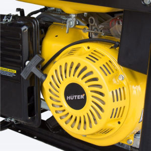 The manual starter assembled for the portable gasoline driven generators HUTER DY2500L - DY4000L/LX.